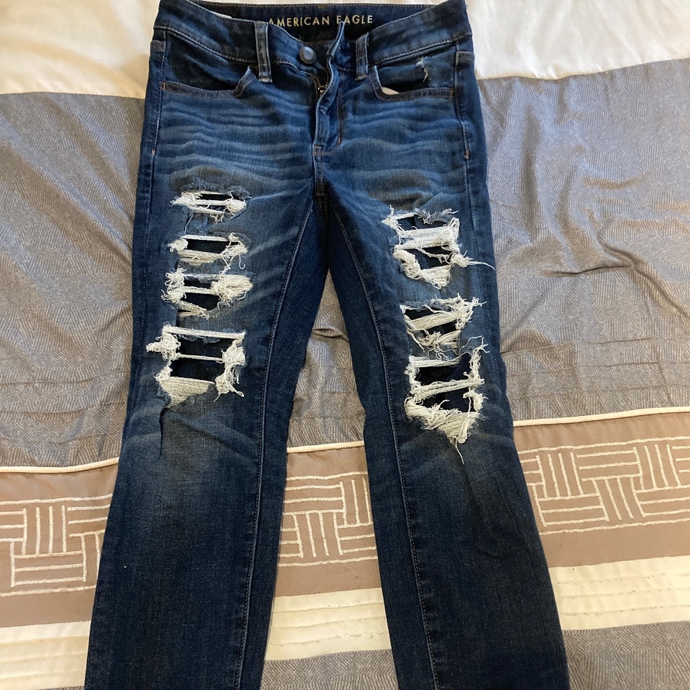 American Eagle size 2 360 Next Level Stretch Jeans